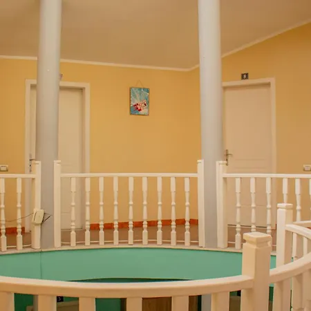 The Golden Rooster Hostel Tirana